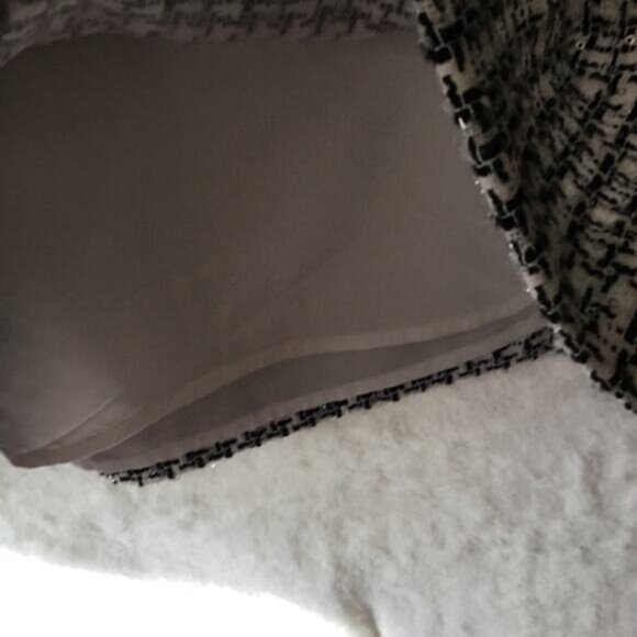 Loft Black and White Sequin Shift Skirt - Picture 11 of 14